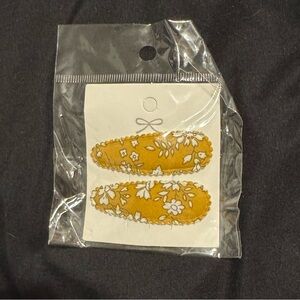 Chic Floral Mustard Hair Clips, Two on Card